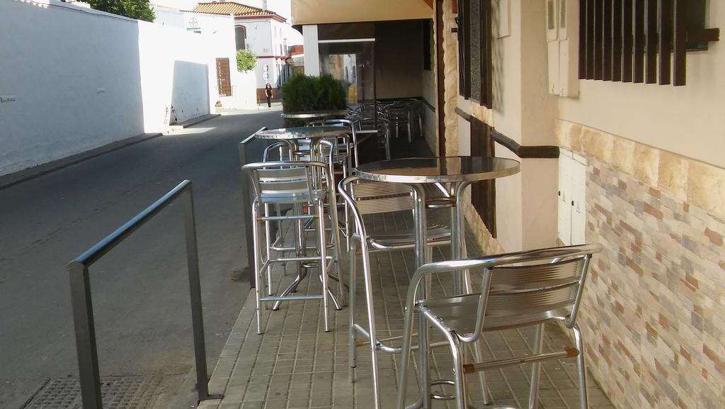 Hostal Pension La Ruta Paterna del Campo المظهر الخارجي الصورة
