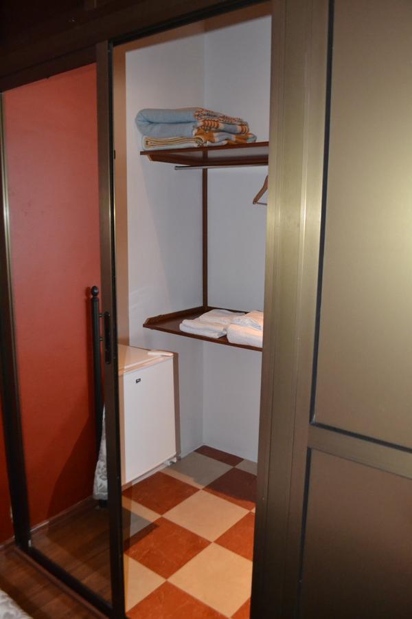 Hostal Pension La Ruta Paterna del Campo المظهر الخارجي الصورة