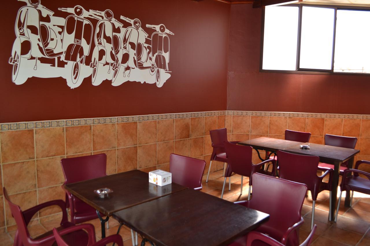 Hostal Pension La Ruta Paterna del Campo المظهر الخارجي الصورة