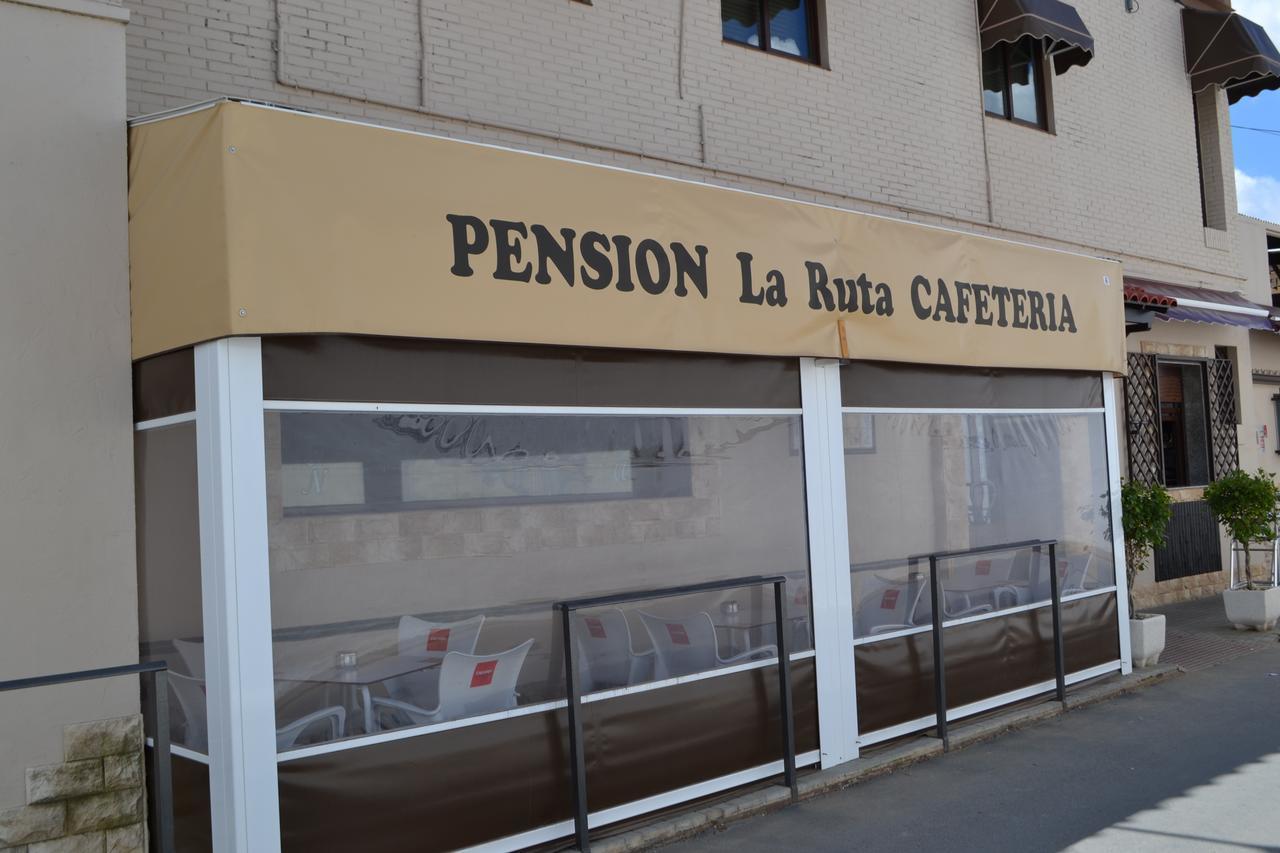 Hostal Pension La Ruta Paterna del Campo المظهر الخارجي الصورة