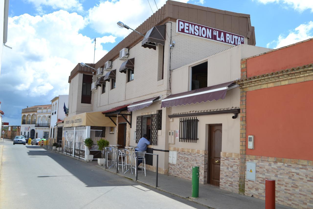 Hostal Pension La Ruta Paterna del Campo المظهر الخارجي الصورة