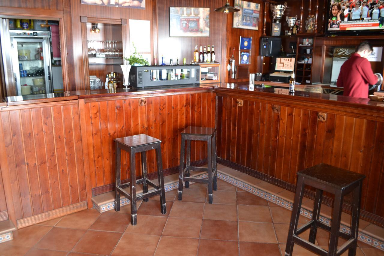 Hostal Pension La Ruta Paterna del Campo المظهر الخارجي الصورة